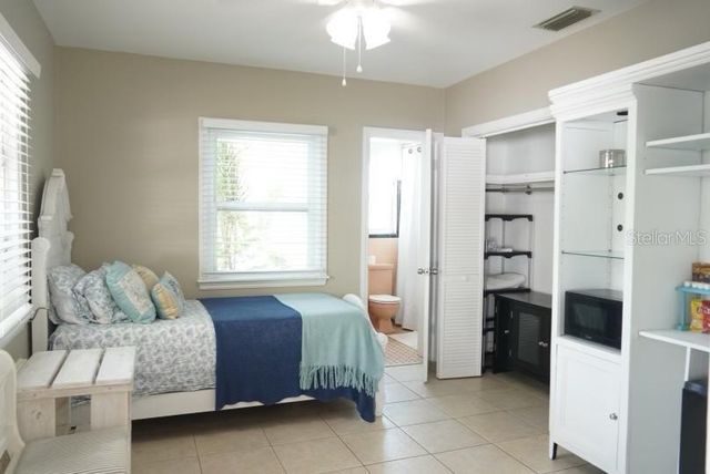 1761 SIESTA DRIVE, Sarasota, FL 34239