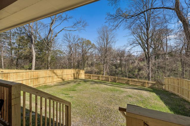 574 Watsonwood Dr, Nashville, TN 37211