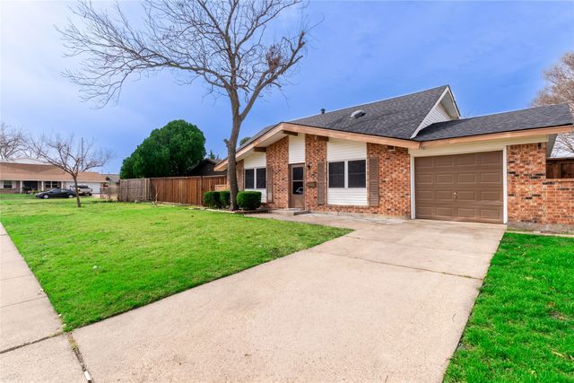 221 S Bernice Drive, Garland, TX 75042