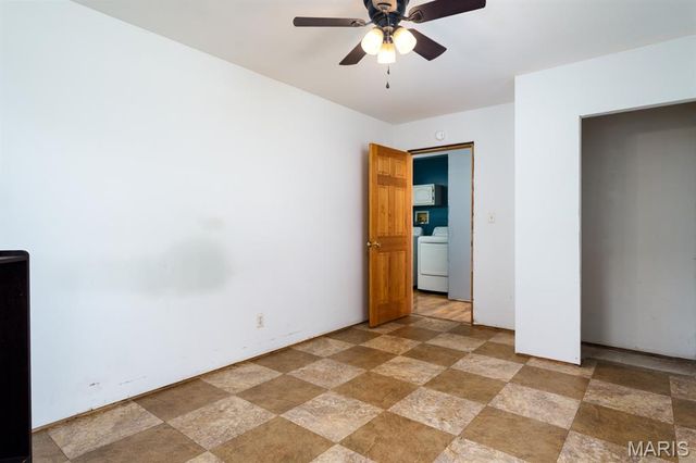 2221 Lee Avenue, Granite City, IL 62040