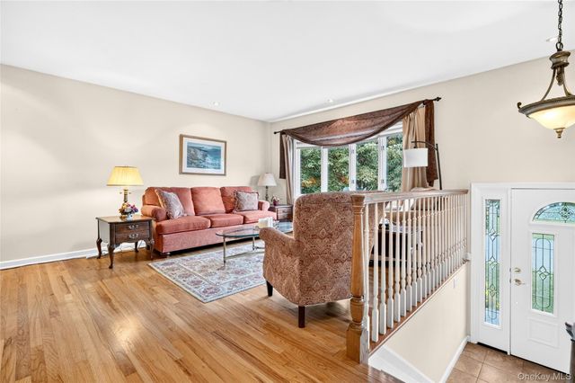 32 Sengstacken Drive, Stony Point, NY 10980