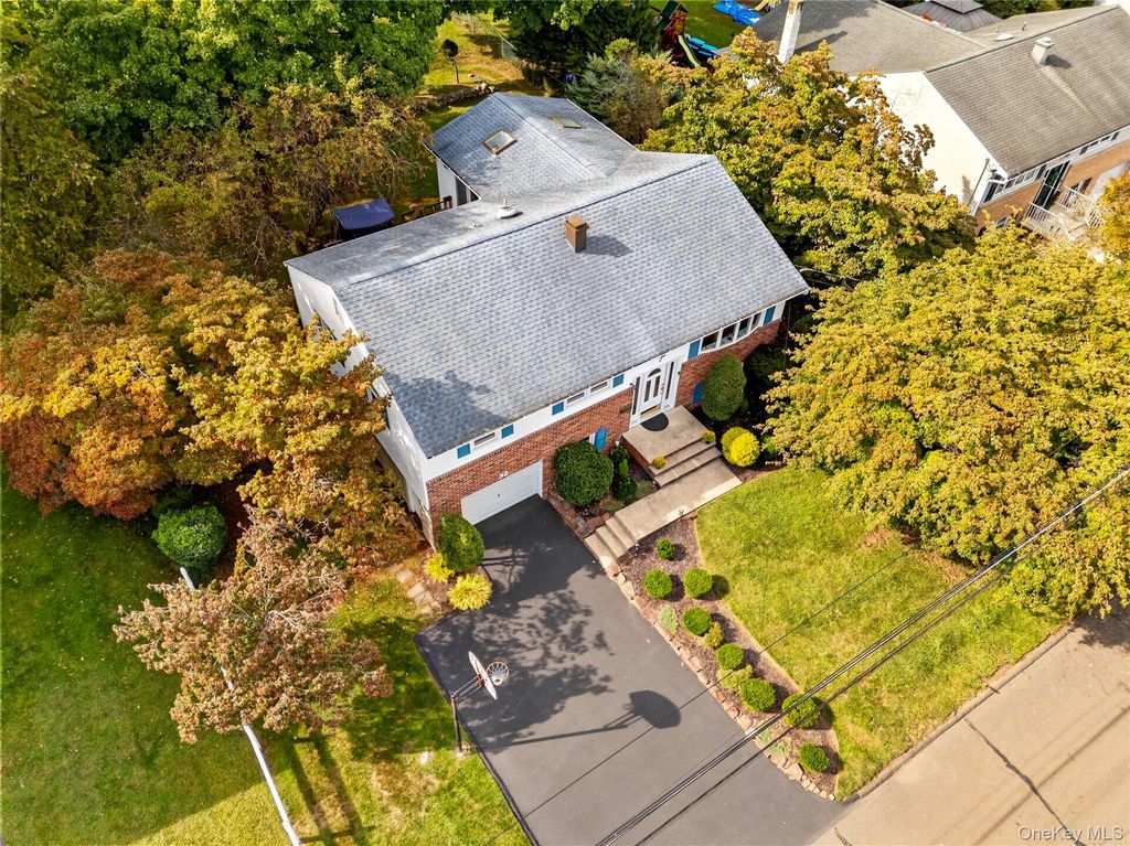 32 Sengstacken Drive, Stony Point, NY 10980 — photo 3