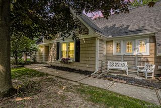 9818 Burning Tree Drive, Grand Blanc, MI 48439