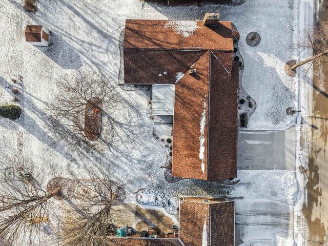 1313 FAIRVIEW COURT, Little Chute, WI 54140