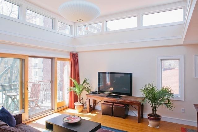 27 West 7, Cambridge, MA 02139