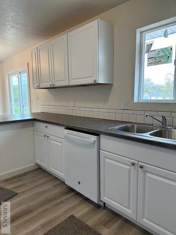 3975 Henderson Lane, Pocatello, ID 83201