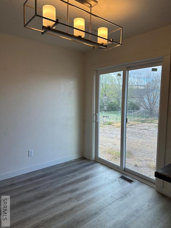 Image 4 of property listing at 3975 Henderson Lane, Pocatello, ID 83201