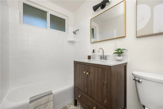 21416 Rossford Avenue, Lakewood, CA 90715