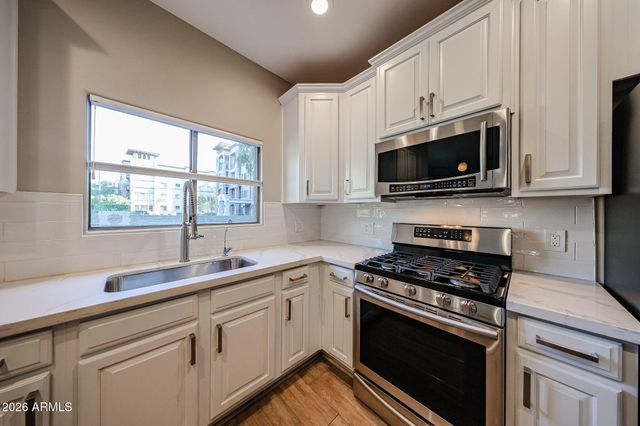 5350 E DEER VALLEY Drive 1253, Phoenix, AZ 85054