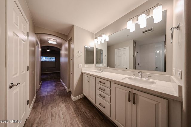 5350 E DEER VALLEY Drive 1253, Phoenix, AZ 85054