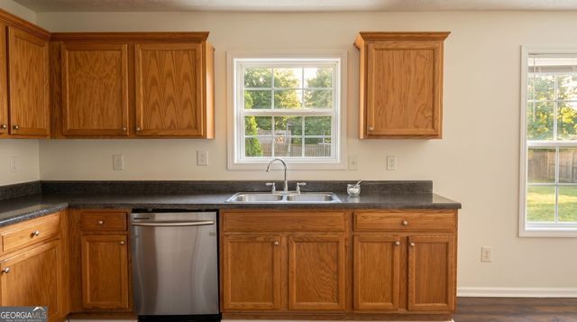 2909 Rusticwood Drive, Snellville, GA 30078
