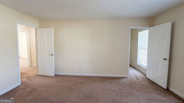 2909 Rusticwood Drive, Snellville, GA 30078