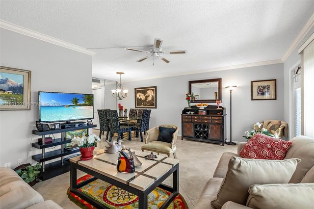 2051 N Newport N 2051, Deerfield Beach, FL 33442