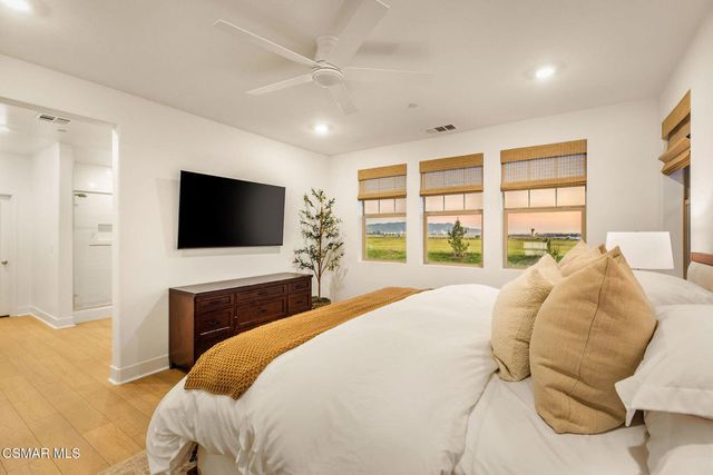 716 Edward Scholle Drive, Camarillo, CA 93010