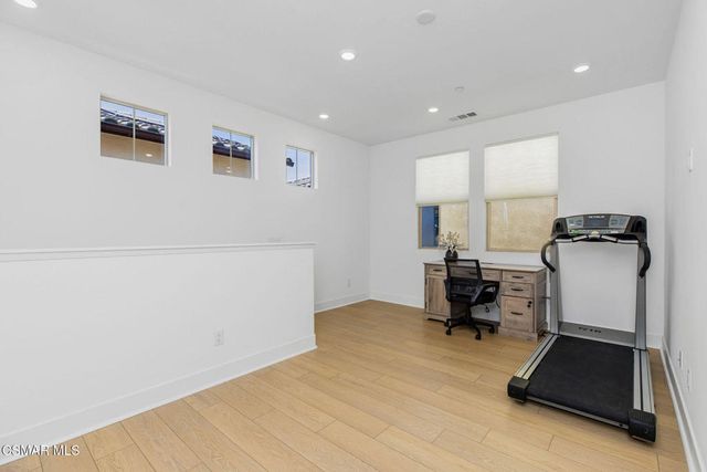 716 Edward Scholle Drive, Camarillo, CA 93010