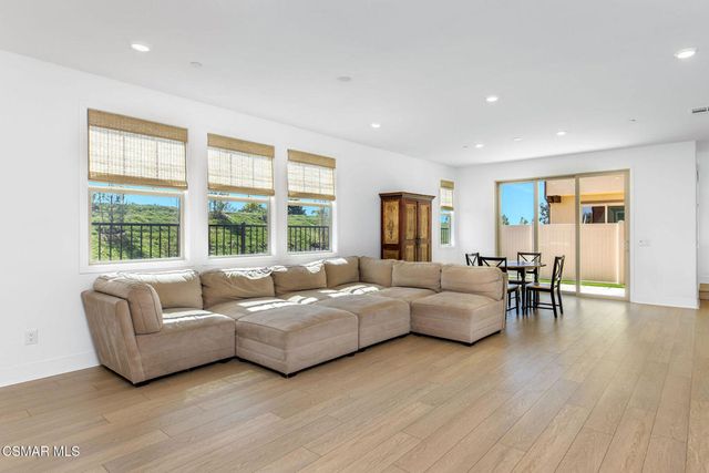 716 Edward Scholle Drive, Camarillo, CA 93010