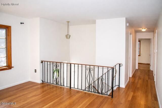 10 Meadowlark Drive, Colonie, NY 12110