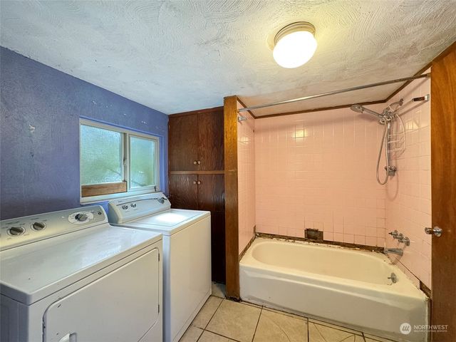 344 Dungeness Meadows, Sequim, WA 98382