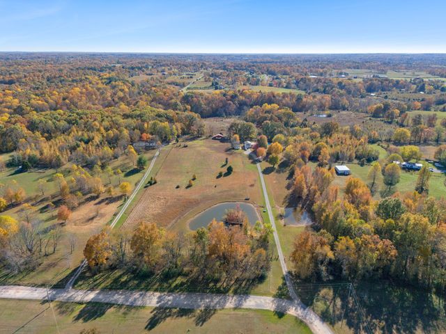 1325 Lost Country Dr, Springfield, TN 37172