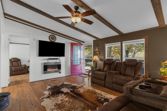 1325 Lost Country Dr, Springfield, TN 37172