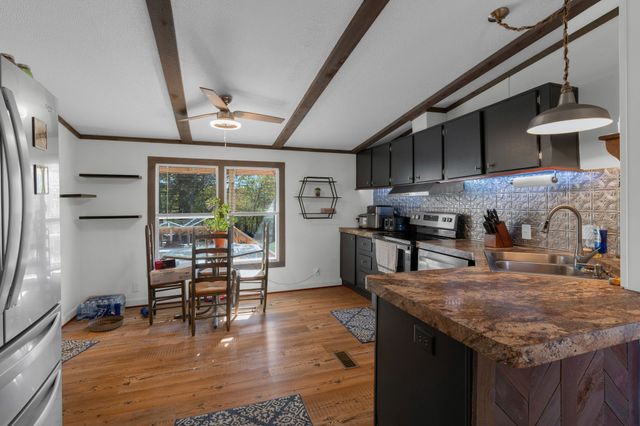 1325 Lost Country Dr, Springfield, TN 37172