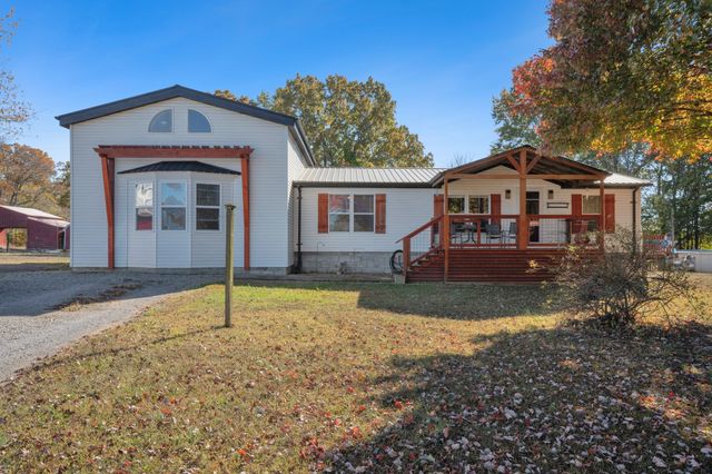 1325 Lost Country Dr, Springfield, TN 37172