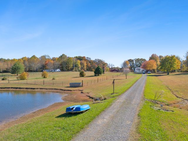 1325 Lost Country Dr, Springfield, TN 37172