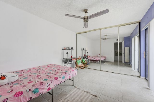 933 9th Lane A, Greenacres, FL 33463