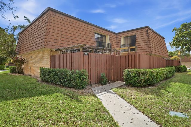 933 9th Lane A, Greenacres, FL 33463