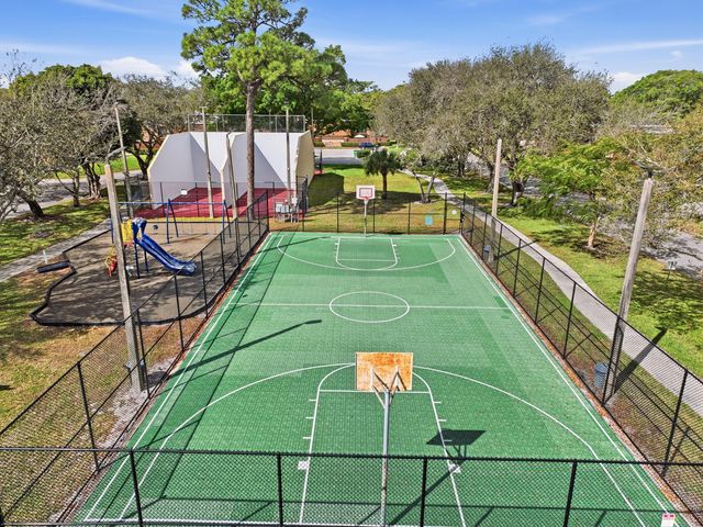 933 9th Lane A, Greenacres, FL 33463