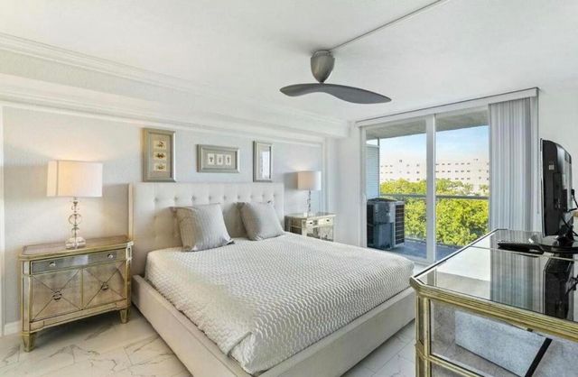 2560 S Ocean Boulevard 518, Palm Beach, FL 33480