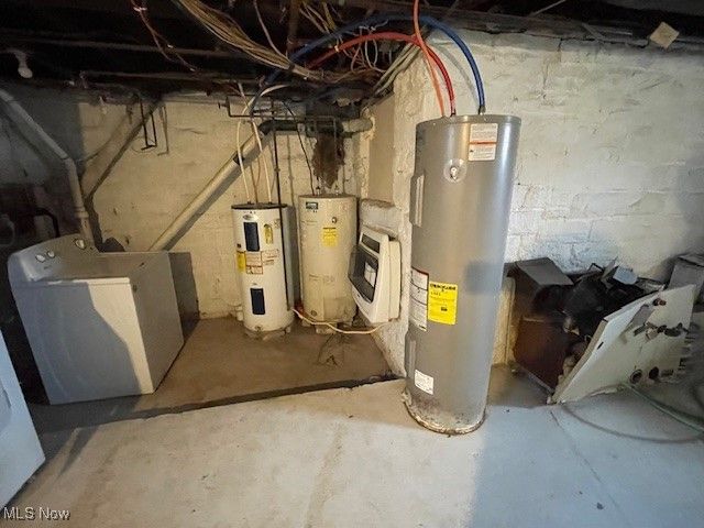 303 High Street, Woodsfield, OH 43793