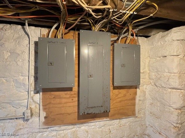 303 High Street, Woodsfield, OH 43793