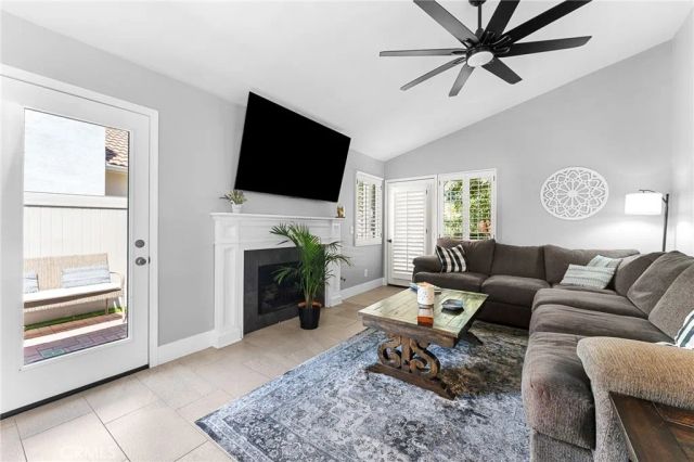 23977 Via Astuto, Murrieta, CA 92562