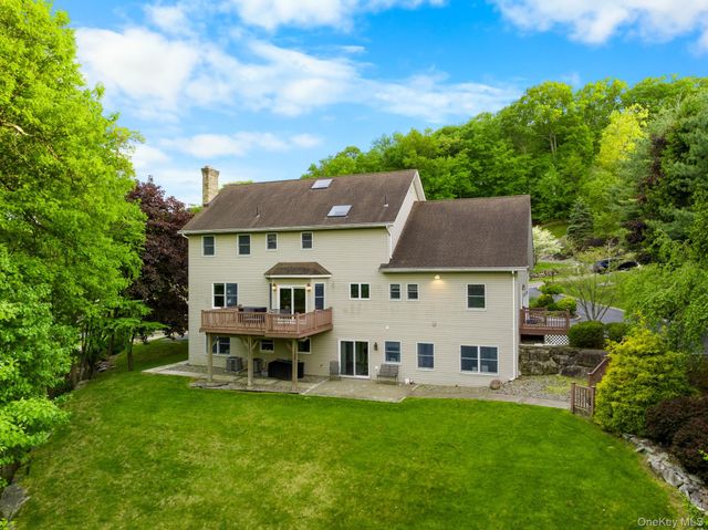 35 Pyngyp Road, Stony Point, NY 10980