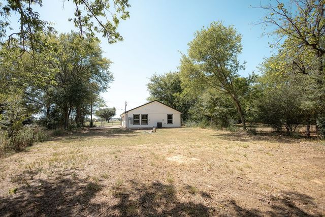 1955 VZ County Road 2144, Wills Point, TX 75169