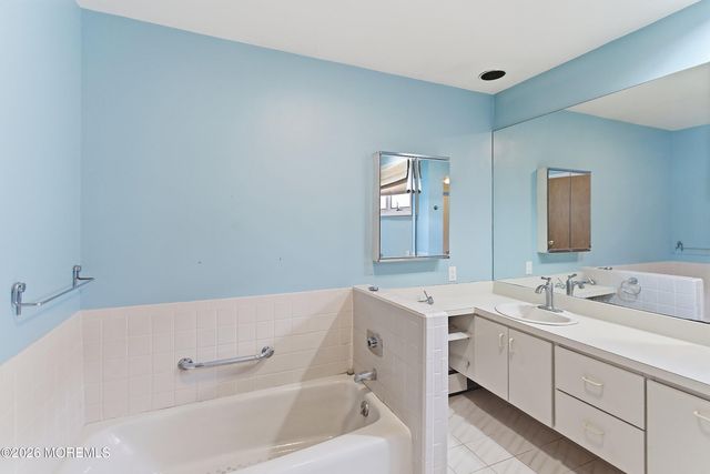 813 Roseld Avenue, Ocean Twp, NJ 07712