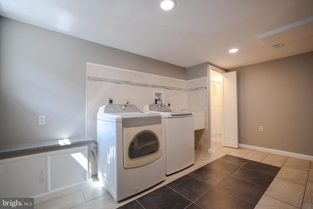7019 RUTLAND ST, Philadelphia, PA 19149
