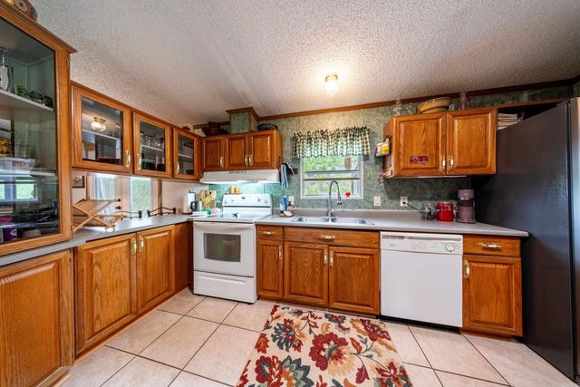 681 Jellon Drive, Mountain View, AR 72560