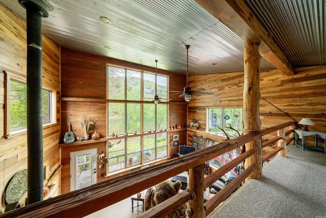 681 Jellon Drive, Mountain View, AR 72560