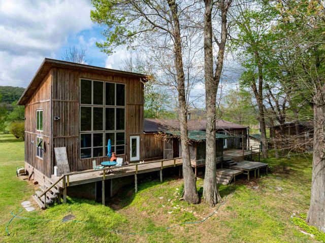 681 Jellon Drive, Mountain View, AR 72560