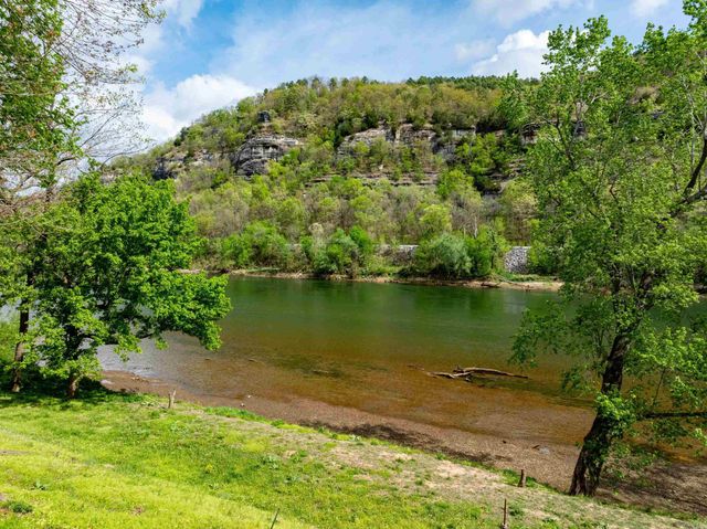 681 Jellon Drive, Mountain View, AR 72560