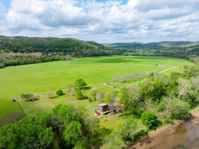 681 Jellon Drive, Mountain View, AR 72560