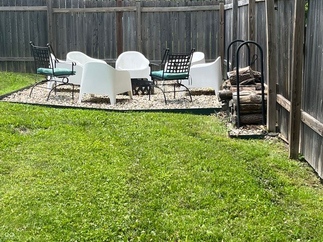6818 Decatur Ridge, Indianapolis, IN 46221