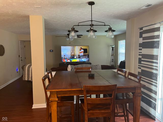 6818 Decatur Ridge, Indianapolis, IN 46221