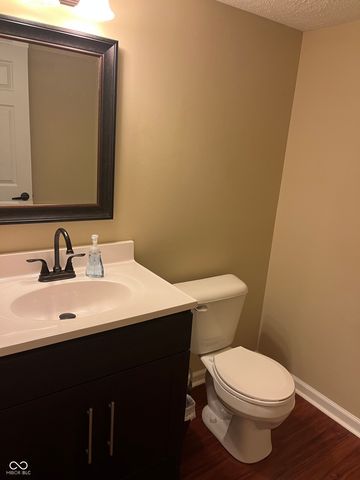 6818 Decatur Ridge, Indianapolis, IN 46221