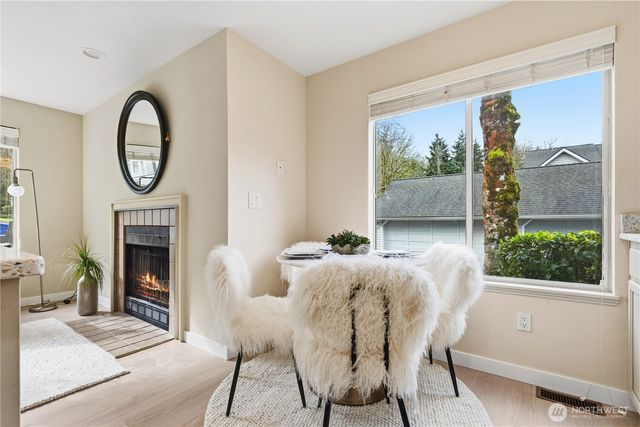 4222 144th Lane SE, Bellevue, WA 98006