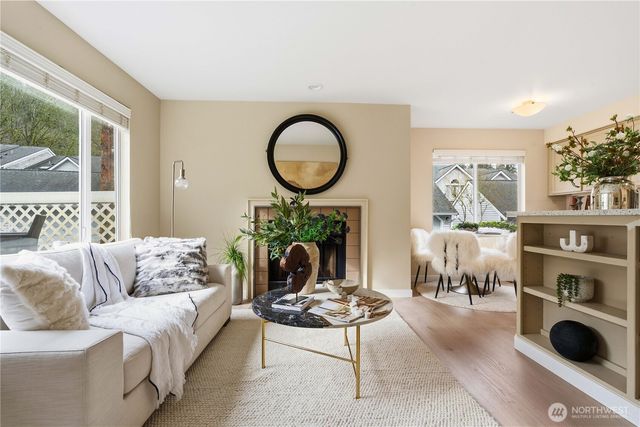 4222 144th Lane SE, Bellevue, WA 98006