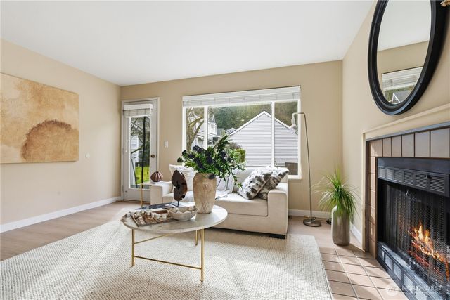 4222 144th Lane SE, Bellevue, WA 98006