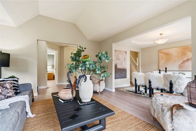 4222 144th Lane SE, Bellevue, WA 98006